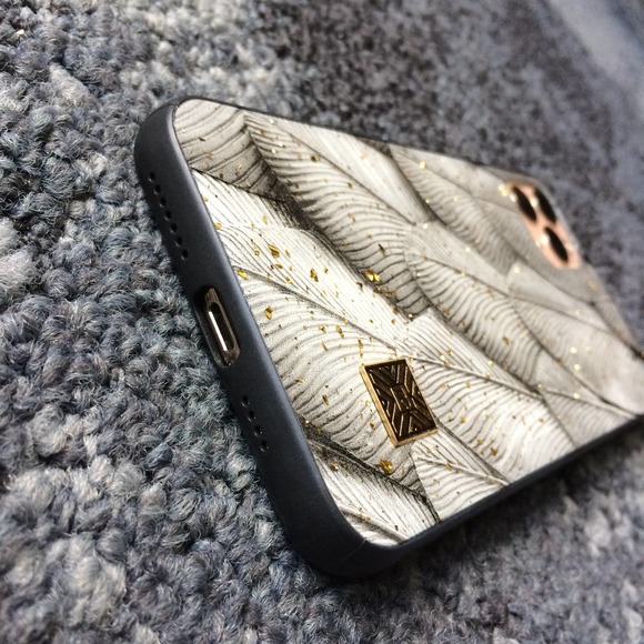 iPhone 7/8 Case Grey Feather Print Cover - Picture 6 of 11